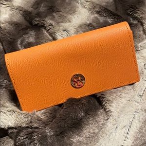 Brand New Tory Burch Sunglasses Case